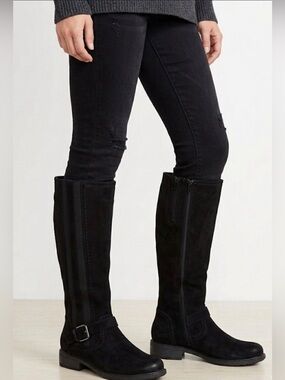 NWOT Black Buckle Wide Calf Riding Boots
